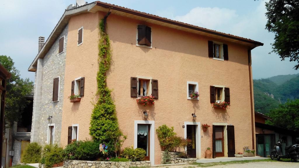 Agriturismo La Part San Zeno di Montagna Exterior photo